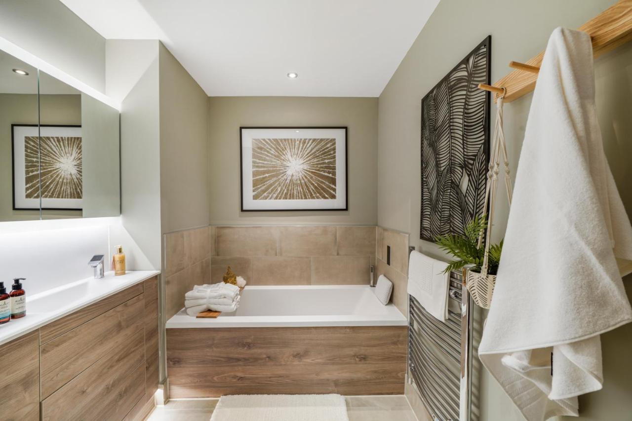 The Waterhouse Avenue By Kandara 5 Star City Home In Maidstone Extérieur photo